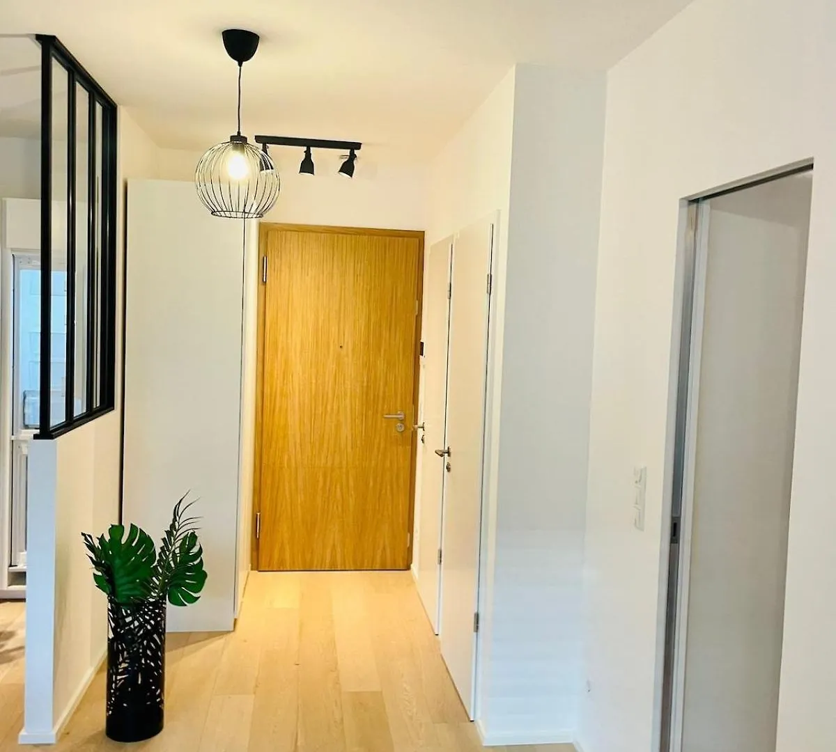 Comfortable 1 Bedroom W Terrace & Parking-Chiny1 Luxembourg 0*,