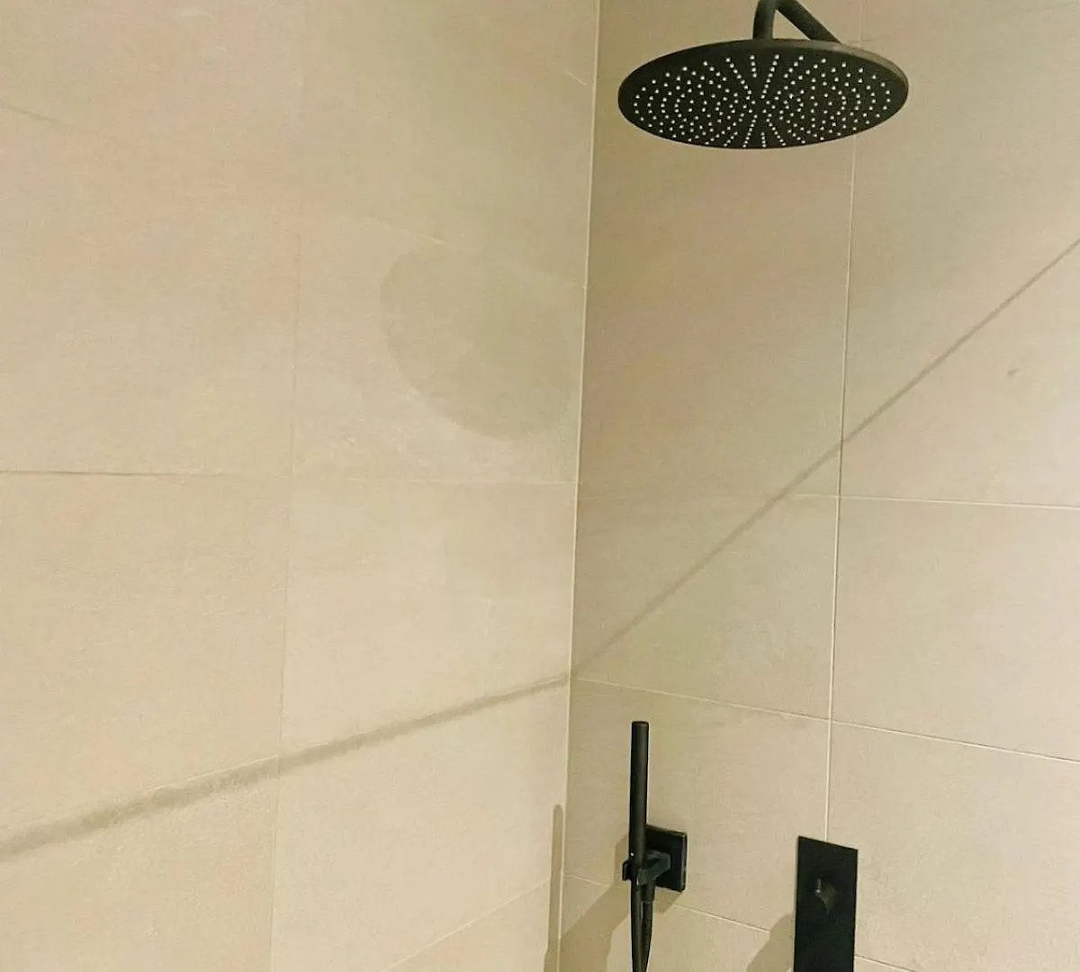 Apartment Comfortable 1 Bedroom W Terrace & Parking-Chiny1 Luxembourg
